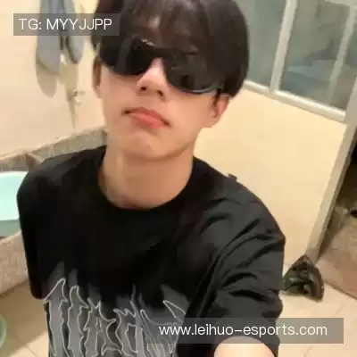 凤万宇
